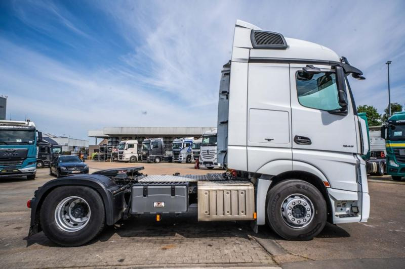 Mercedes ACTROS 1845 LS - Тягач: фото 3 Mercedes ACTROS 1845 LS - Тягач: фото 3