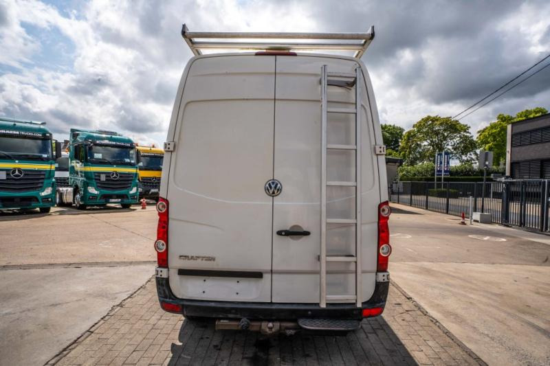 VW CRAFTER 2.0 TDI - Цельнометаллический фургон: фото 5 VW CRAFTER 2.0 TDI - Цельнометаллический фургон: фото 5