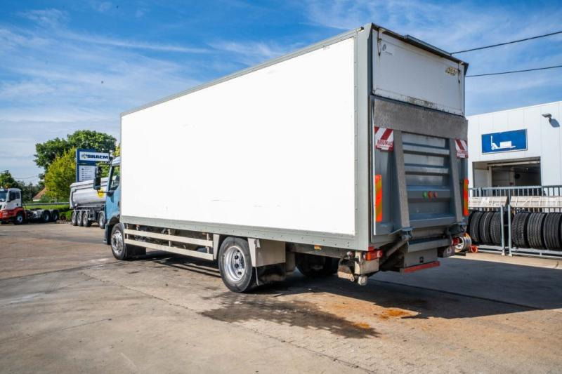 Volvo FL 240 (18t) + DHOLLANDIA 1.5T - Грузовик с закрытым кузовом: фото 3 Volvo FL 240 (18t) + DHOLLANDIA 1.5T - Грузовик с закрытым кузовом: фото 3