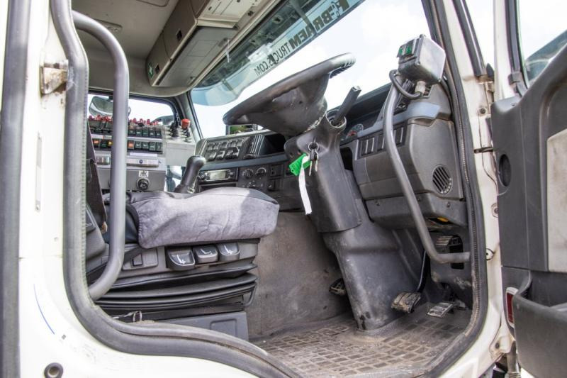 Подметально-уборочная машина Volvo FM 340 - BUCHER SCHÖRLING 8000: фото 6