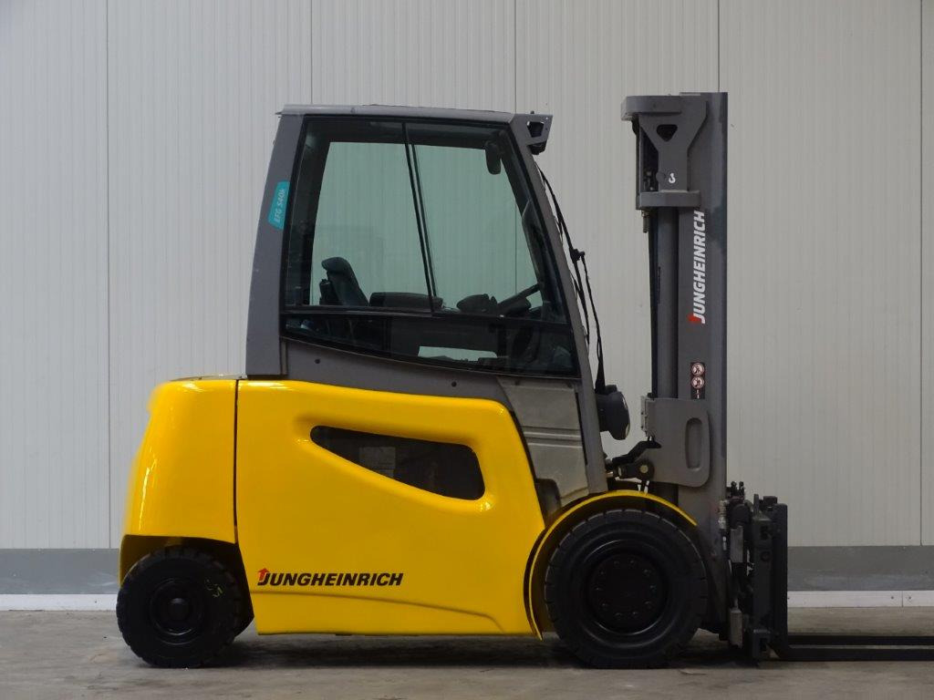 Jungheinrich EFG540k - TRIPLEX - Электропогрузчик: фото 4 Jungheinrich EFG540k - TRIPLEX - Электропогрузчик: фото 4