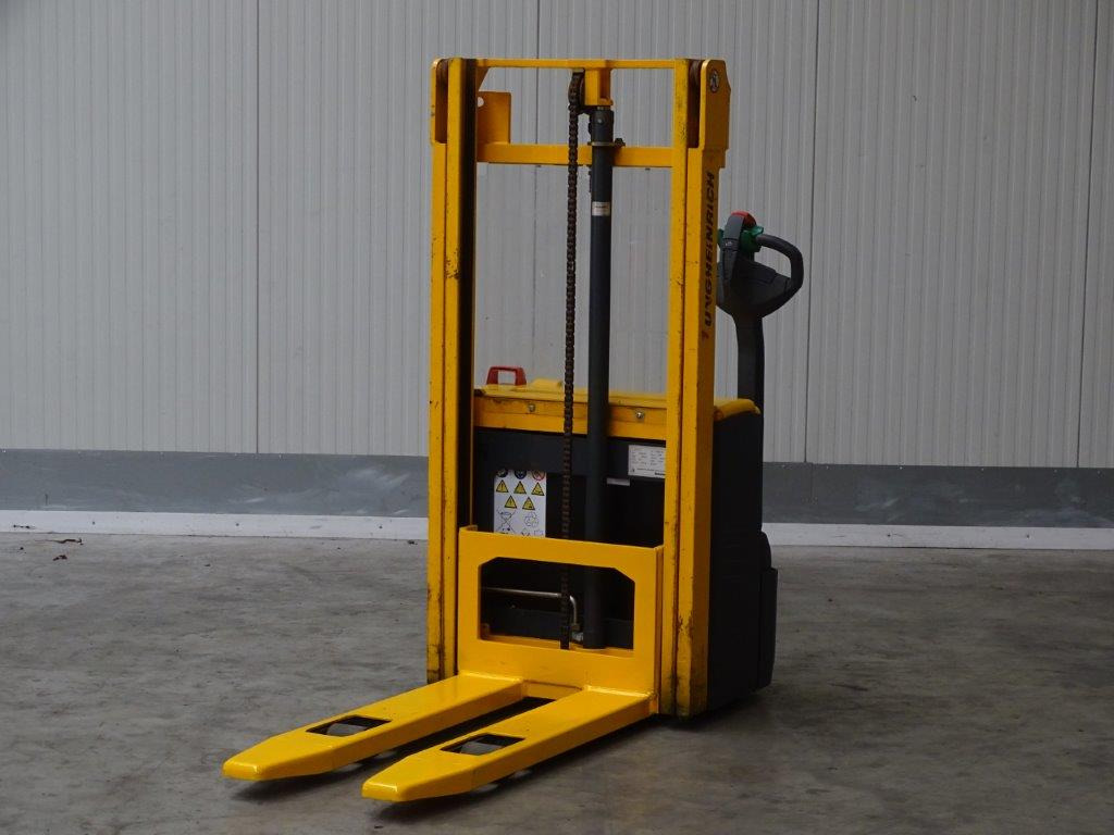 Jungheinrich EJC110 - NEU BATTERIE - Штабелер: фото 1 Jungheinrich EJC110 - NEU BATTERIE - Штабелер: фото 1