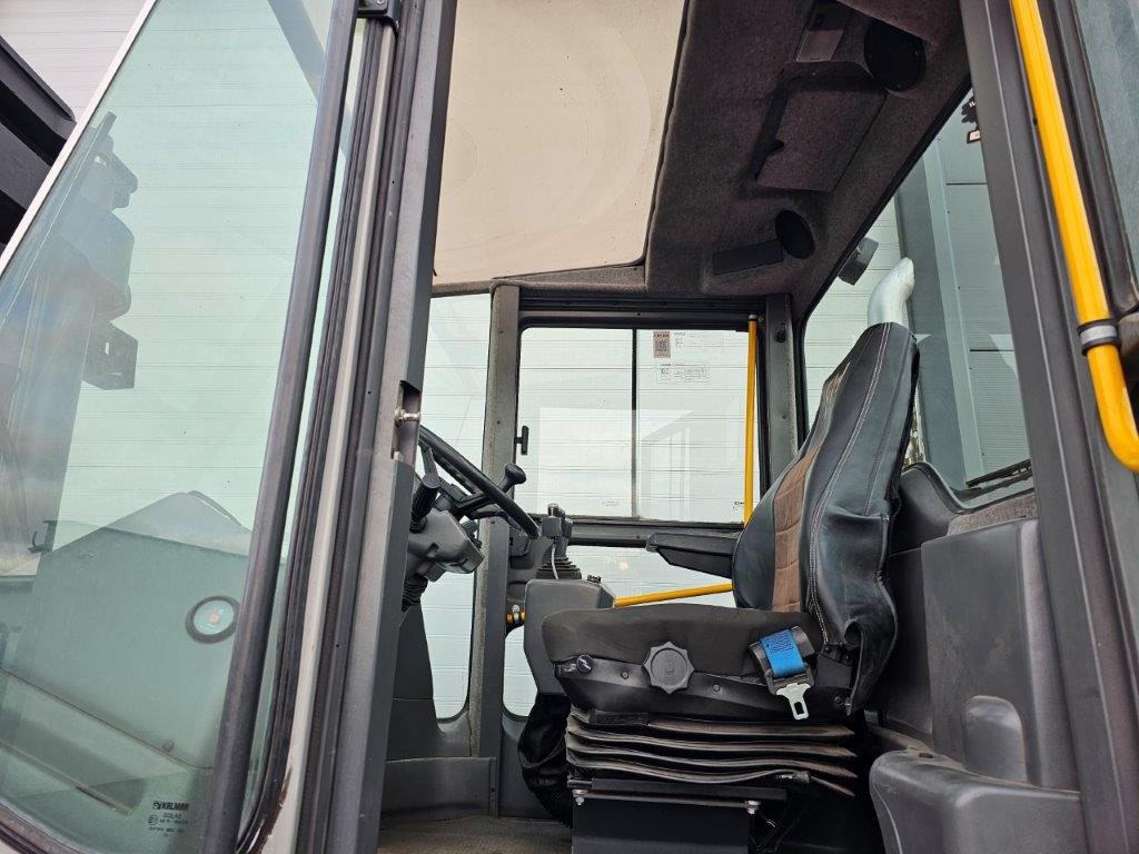 Kalmar DCE150-12 - Дизельный погрузчик: фото 5 Kalmar DCE150-12 - Дизельный погрузчик: фото 5