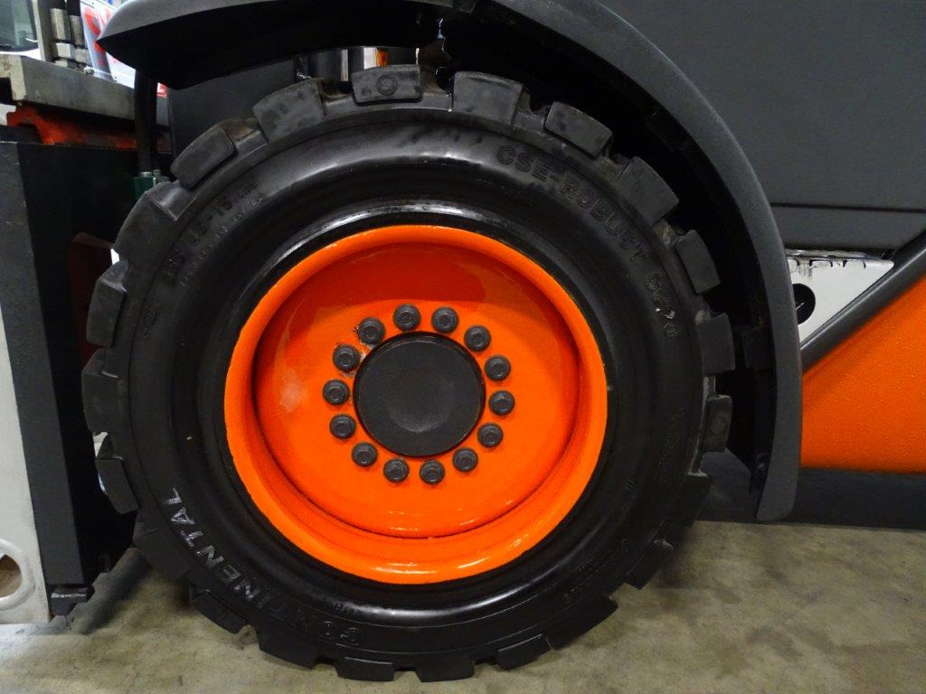 Linde H30D - TRIPLEX - Дизельный погрузчик: фото 2 Linde H30D - TRIPLEX - Дизельный погрузчик: фото 2