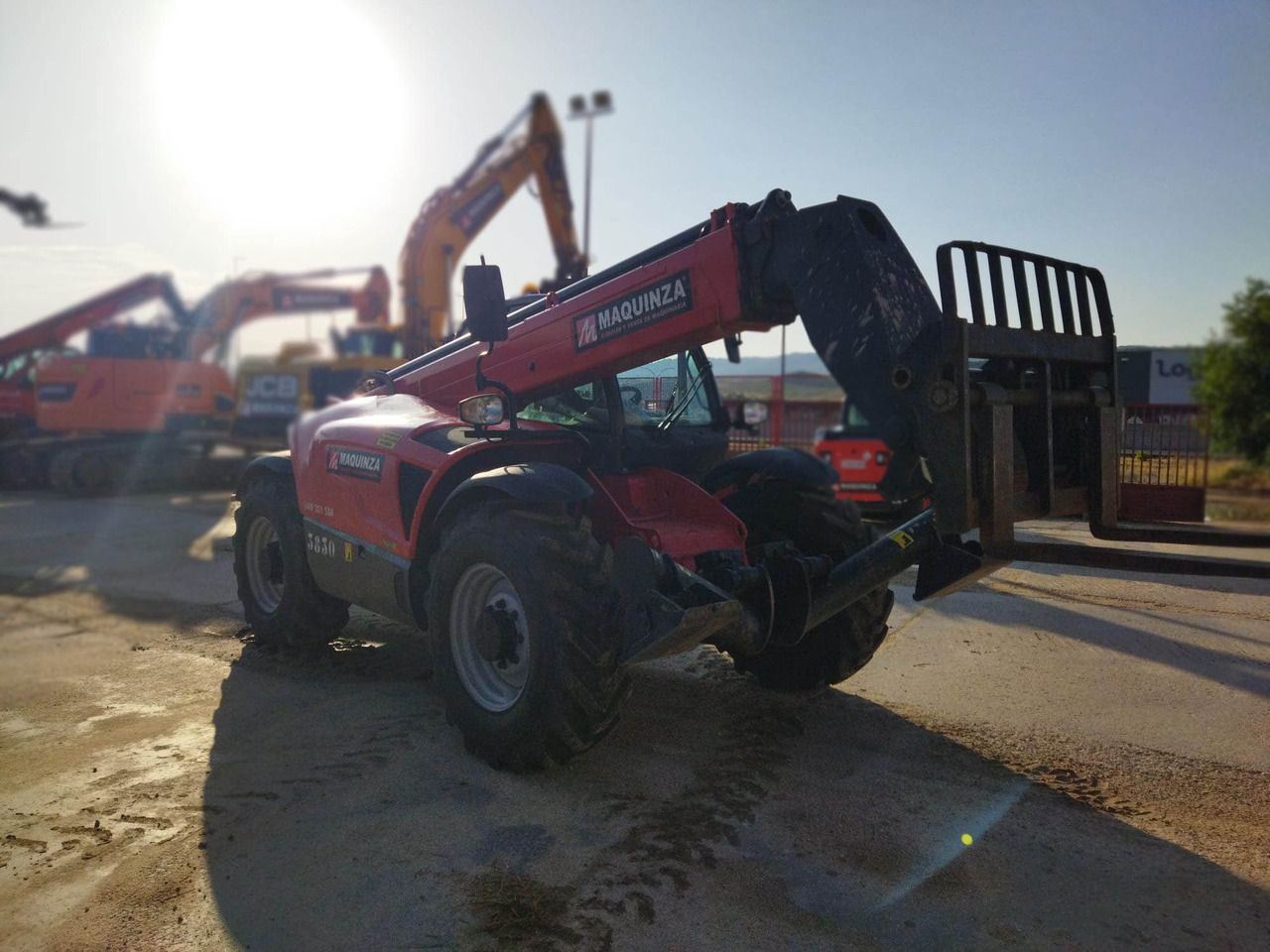 MANITOU MT1335 EASY - Телескопический погрузчик: фото 5 MANITOU MT1335 EASY - Телескопический погрузчик: фото 5