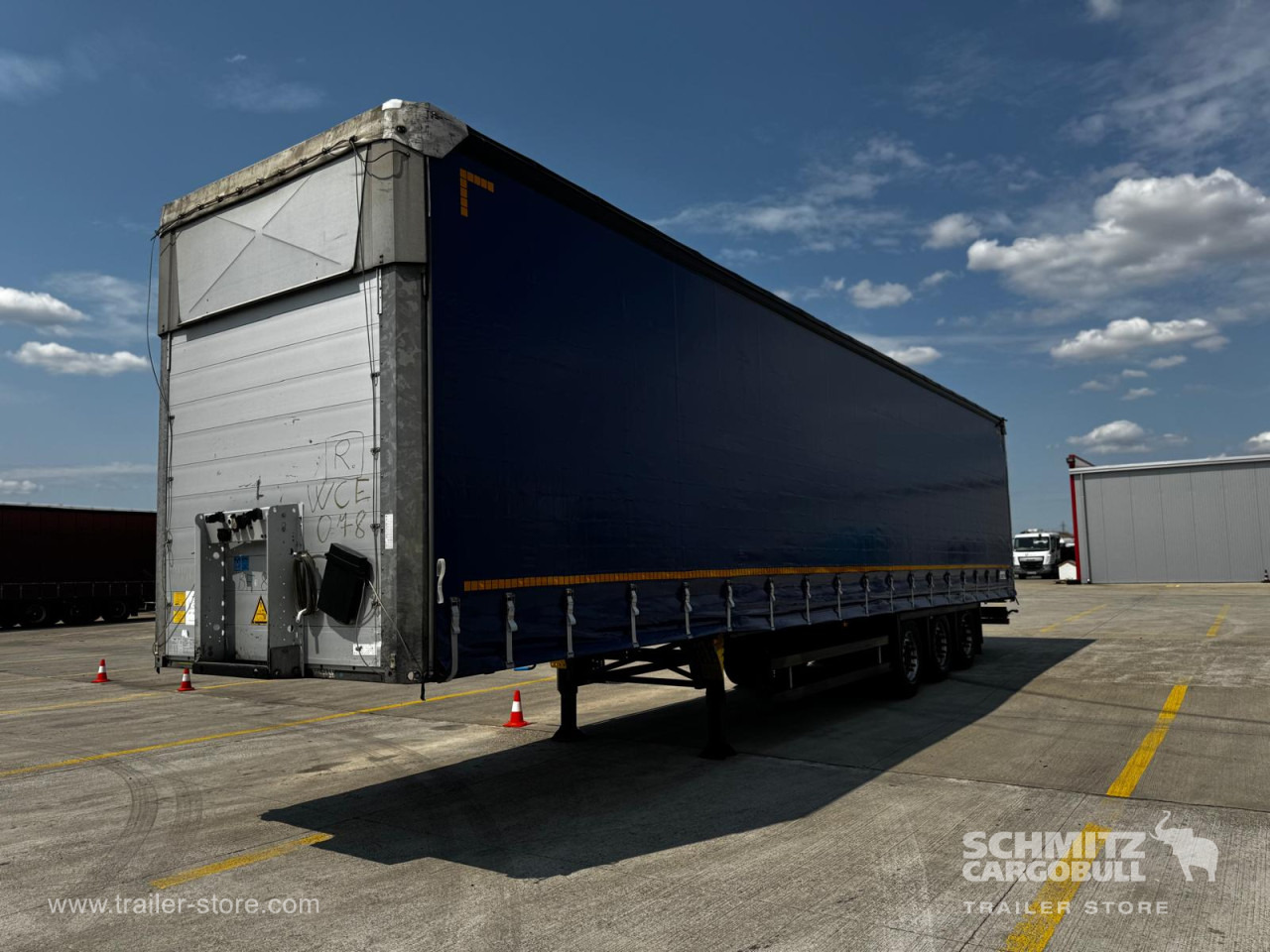 SCHMITZ Curtainsider Varios - Тентованный полуприцеп: фото 2 SCHMITZ Curtainsider Varios - Тентованный полуприцеп: фото 2