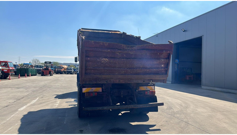 Iveco MAGIRUS 260 - 34 (LIVRAISON GRATUITE AU PORT D'ANVERS / POMPE MANUELLE) - Самосвал: фото 5 Iveco MAGIRUS 260 - 34 (LIVRAISON GRATUITE AU PORT D'ANVERS / POMPE MANUELLE) - Самосвал: фото 5