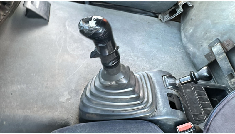 MAN TGA 41.480 (8X8 / MANUAL GEARBOX / BOITE MANUELLE / LAMES / BIG AXLE / STEEL SUSP.) в лизинг MAN TGA 41.480 (8X8 / MANUAL GEARBOX / BOITE MANUELLE / LAMES / BIG AXLE / STEEL SUSP.): фото 18