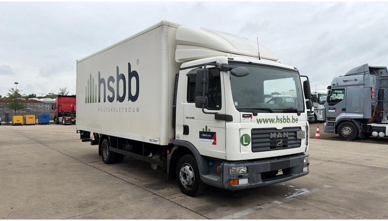 MAN TGL 8.180 (BELGIAN TRUCK / PERFECT CONDITION / MANUAL GEARBOX / LAMES / STEEL SUSP.) - Грузовик с закрытым кузовом: фото 3 MAN TGL 8.180 (BELGIAN TRUCK / PERFECT CONDITION / MANUAL GEARBOX / LAMES / STEEL SUSP.) - Грузовик с закрытым кузовом: фото 3