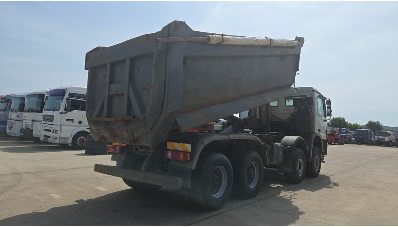 Mercedes-Benz Actros 4141 (EPS / 8X6 / GRAND PONT / BIG AXLE / LAMES / STEEL / V6) - Самосвал: фото 5 Mercedes-Benz Actros 4141 (EPS / 8X6 / GRAND PONT / BIG AXLE / LAMES / STEEL / V6) - Самосвал: фото 5