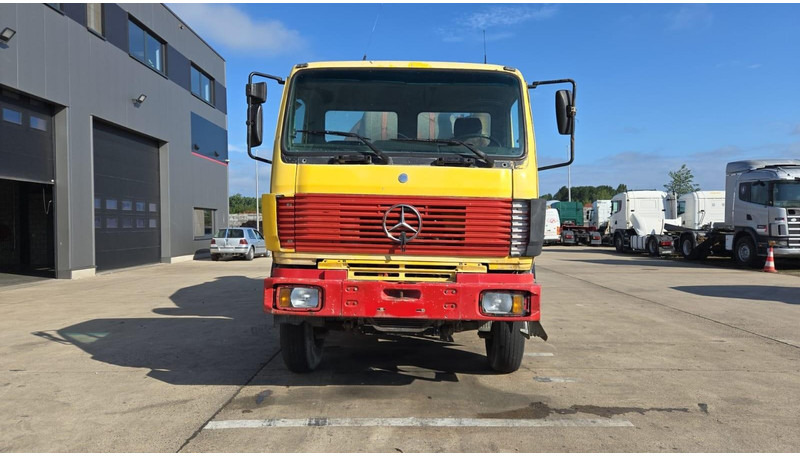Mercedes-Benz SK 2527 (MALAXEUR / MIXER / POSSIBLE COMME CHASSIS / 6X4 / LAMES / GRAND PONT) - Автобетоносмеситель: фото 2 Mercedes-Benz SK 2527 (MALAXEUR / MIXER / POSSIBLE COMME CHASSIS / 6X4 / LAMES / GRAND PONT) - Автобетоносмеситель: фото 2