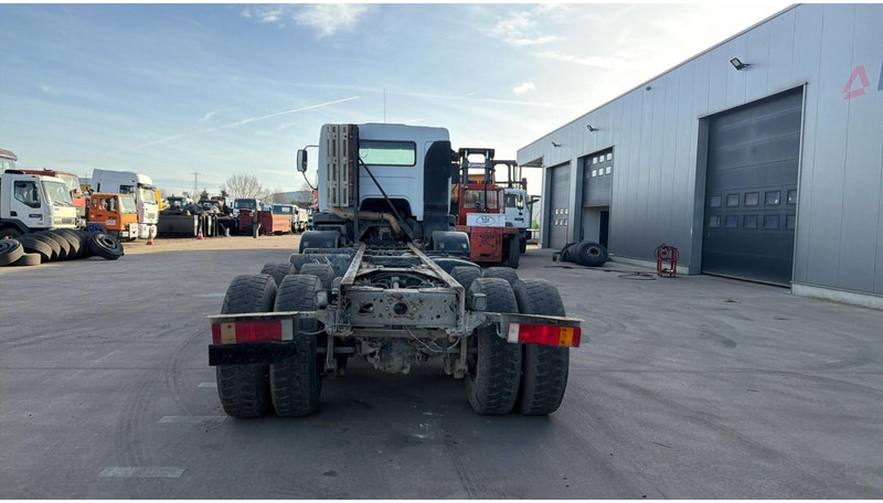 Renault KERAX 370 DCI (BOITE MANUELLE / LAMES / GRAND PONT / STEEL SUSP. / BIG AXLE) - Грузовик-шасси: фото 5 Renault KERAX 370 DCI (BOITE MANUELLE / LAMES / GRAND PONT / STEEL SUSP. / BIG AXLE) - Грузовик-шасси: фото 5