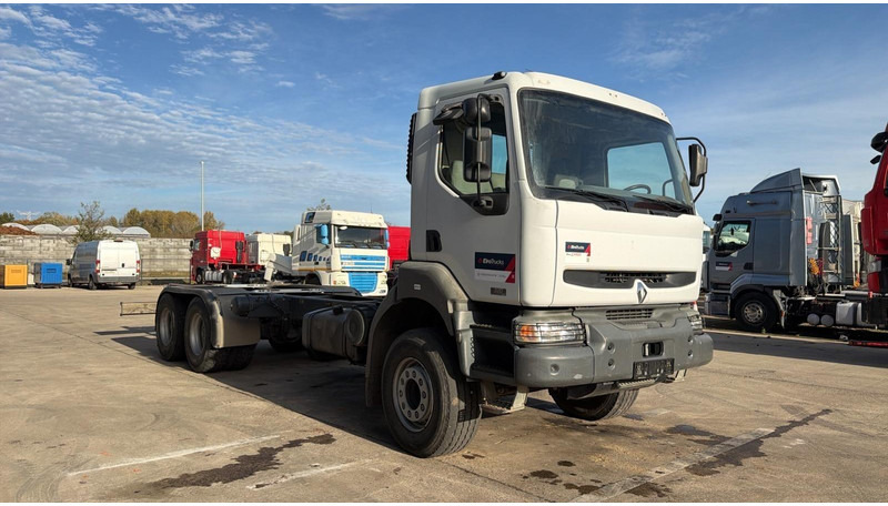 Renault Kerax 320 DCI (PARFAIT ETAT / CHASSIS LONGUE / LAMES / GRAND PONT / KM ORIGINAL) - Грузовик-шасси: фото 2 Renault Kerax 320 DCI (PARFAIT ETAT / CHASSIS LONGUE / LAMES / GRAND PONT / KM ORIGINAL) - Грузовик-шасси: фото 2