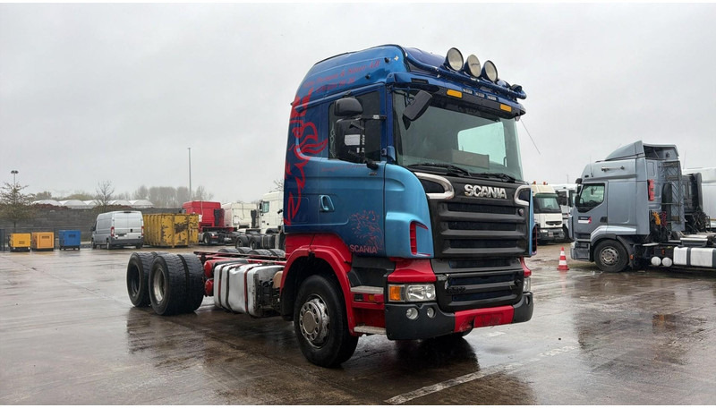 Scania R 500 V8 (6X4 / MANUAL GEARBOX / BOITE MANUELLE) - Грузовик-шасси: фото 3 Scania R 500 V8 (6X4 / MANUAL GEARBOX / BOITE MANUELLE) - Грузовик-шасси: фото 3