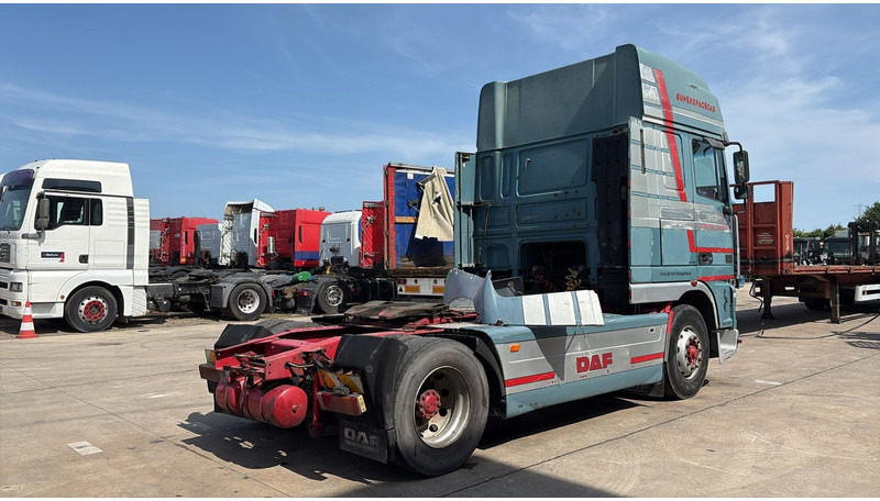 DAF XF 95.430 (EURO 3 / MANUAL GEARBOX / BOITE MANUELLE) - Тягач: фото 5 DAF XF 95.430 (EURO 3 / MANUAL GEARBOX / BOITE MANUELLE) - Тягач: фото 5
