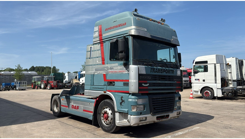 DAF XF 95.430 (EURO 3 / MANUAL GEARBOX / BOITE MANUELLE) - Тягач: фото 3 DAF XF 95.430 (EURO 3 / MANUAL GEARBOX / BOITE MANUELLE) - Тягач: фото 3