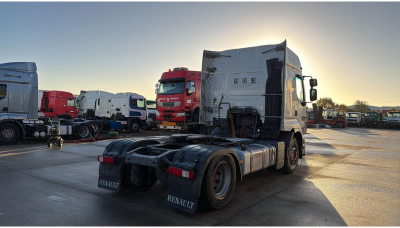Renault Premium 450 (MANUAL GEARBOX / BOITE MANUELLE) - Тягач: фото 4 Renault Premium 450 (MANUAL GEARBOX / BOITE MANUELLE) - Тягач: фото 4