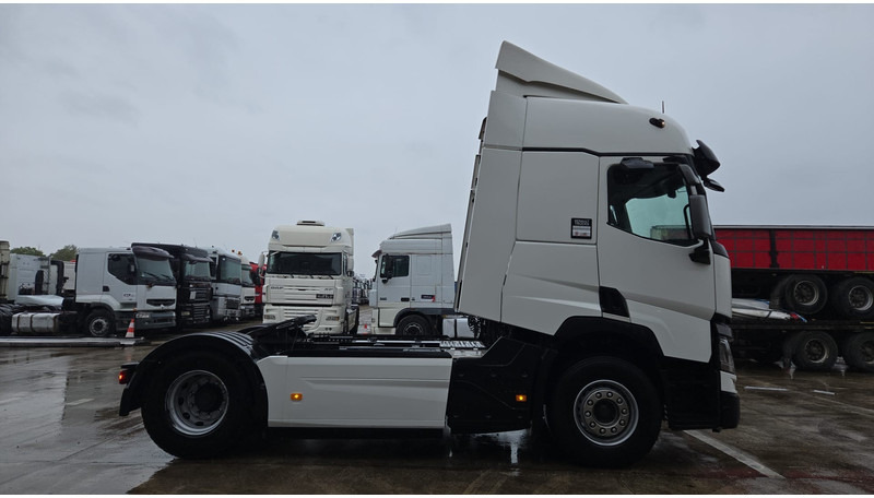 Renault T440 (BELGIAN TRUCK / ACC / FRIGO / NAVI / COLLISSION WARNING / LANE WARNING / 2 TANKS / LOW KM !!!!) - Тягач: фото 5 Renault T440 (BELGIAN TRUCK / ACC / FRIGO / NAVI / COLLISSION WARNING / LANE WARNING / 2 TANKS / LOW KM !!!!) - Тягач: фото 5