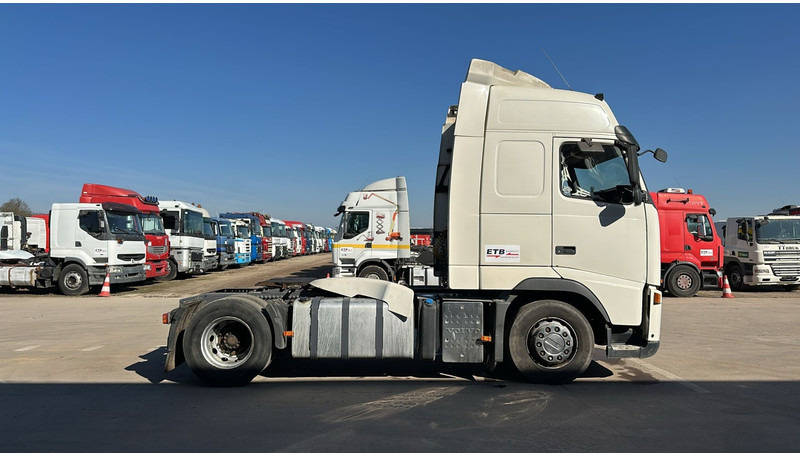 Volvo FH 440 (GOOD CONDITION / BONNE ETAT) - Тягач: фото 4 Volvo FH 440 (GOOD CONDITION / BONNE ETAT) - Тягач: фото 4