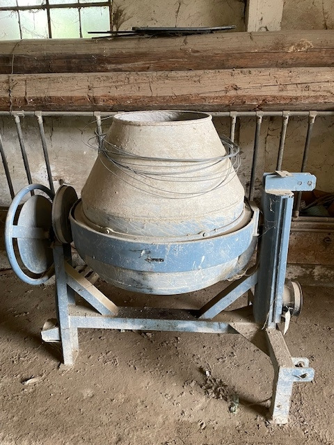 - Бетономешалка: фото 1 - Бетономешалка: фото 1