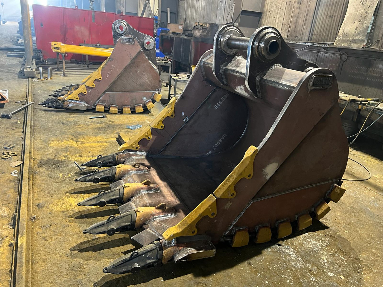 CATERPILLAR 349 Heavy Duty Bucket - Ковш для экскаватора для Гусеничных экскаваторов: фото 3 CATERPILLAR 349 Heavy Duty Bucket - Ковш для экскаватора для Гусеничных экскаваторов: фото 3