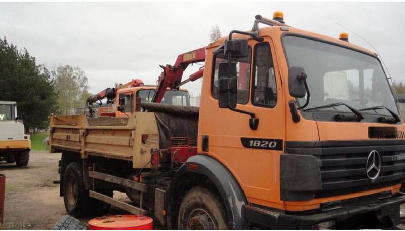 Mercedes-Benz 1820 - Самосвал, Автоманипулятор: фото 1 Mercedes-Benz 1820 - Самосвал, Автоманипулятор: фото 1