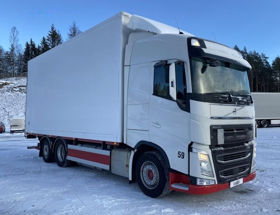 Грузовик с закрытым кузовом Volvo FH460: фото 13