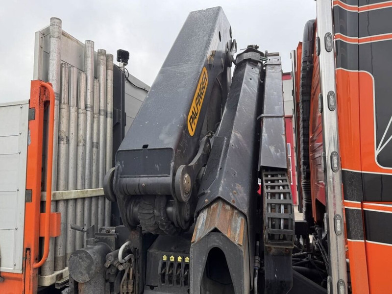 Самосвал, Автоманипулятор Volvo FM460: фото 7