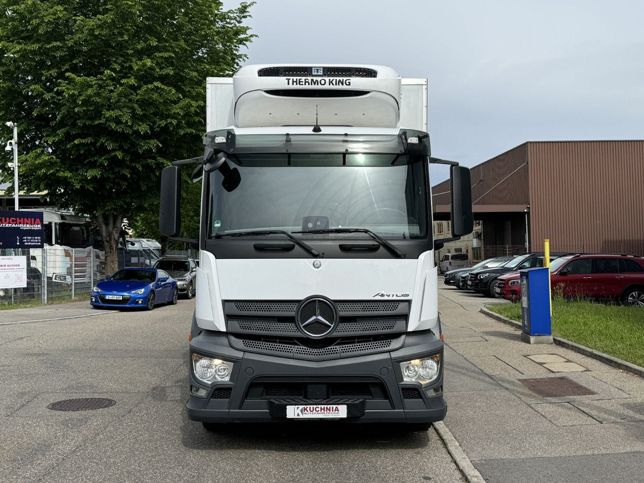 Mercedes-Benz Antos 2533L Kühlkoffer TK T-800R Lenkachse TOP - Рефрижератор: фото 3 Mercedes-Benz Antos 2533L Kühlkoffer TK T-800R Lenkachse TOP - Рефрижератор: фото 3