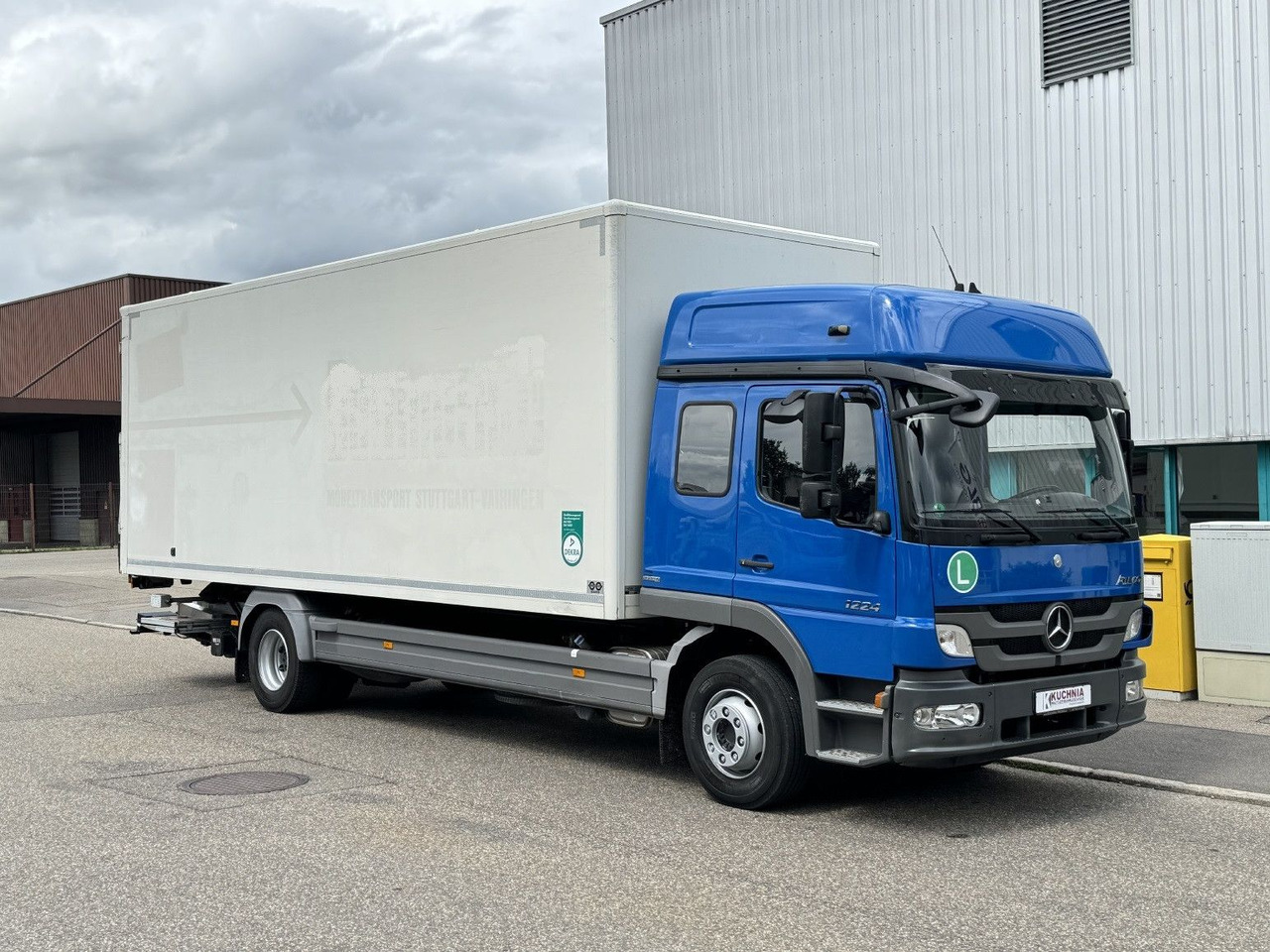 Mercedes-Benz Atego 1224 L Möbelkoffer GH 6-Sitze u-LBW Umzug - Грузовик с закрытым кузовом: фото 4 Mercedes-Benz Atego 1224 L Möbelkoffer GH 6-Sitze u-LBW Umzug - Грузовик с закрытым кузовом: фото 4