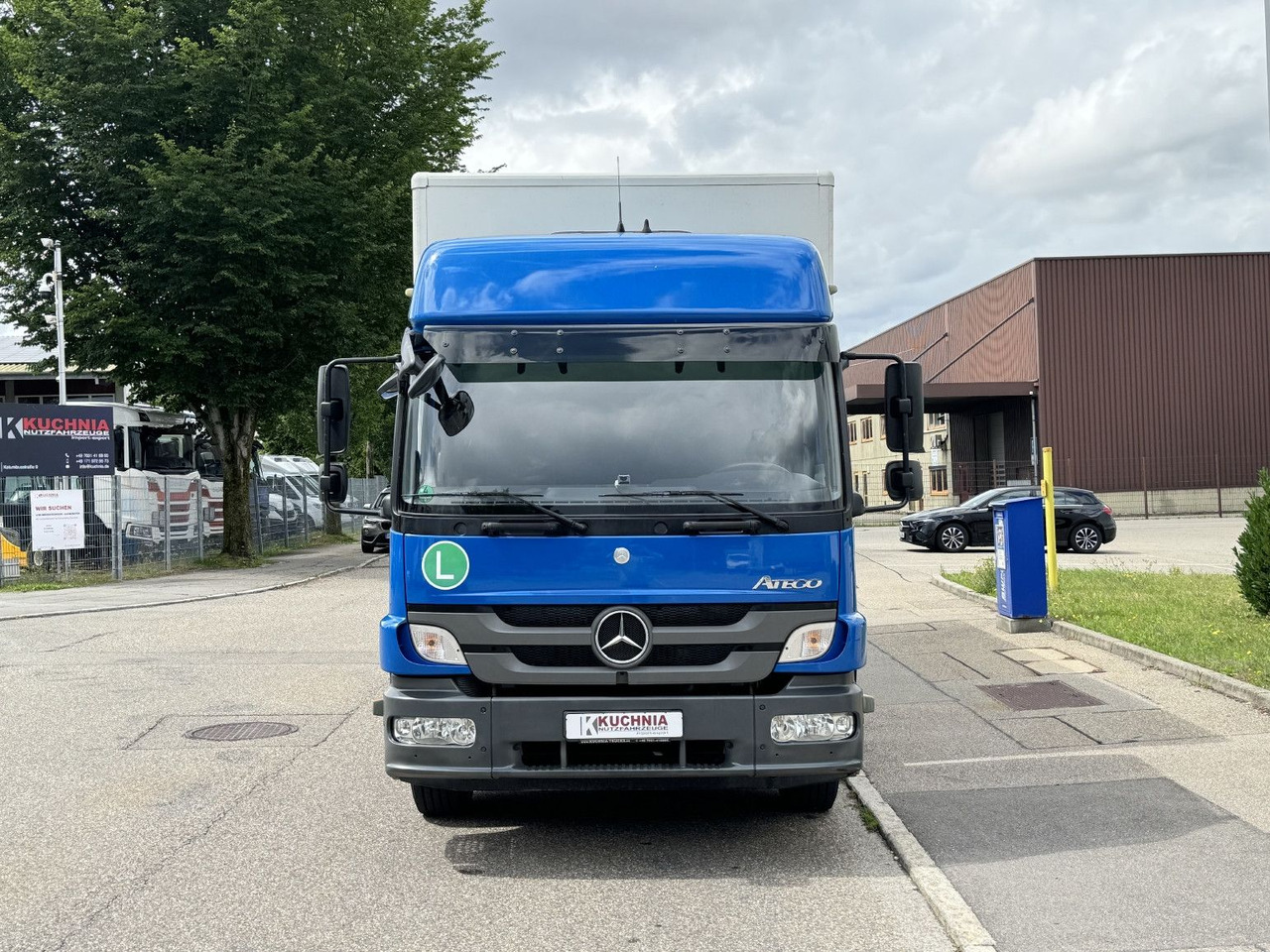 Mercedes-Benz Atego 1224 L Möbelkoffer GH 6-Sitze u-LBW Umzug - Грузовик с закрытым кузовом: фото 3 Mercedes-Benz Atego 1224 L Möbelkoffer GH 6-Sitze u-LBW Umzug - Грузовик с закрытым кузовом: фото 3
