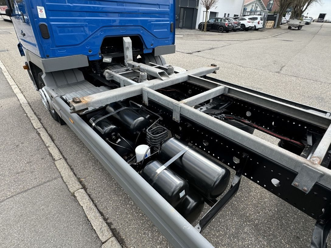 Грузовик-контейнеровоз/ Сменный кузов Mercedes-Benz Atego 1529 LL BDF 6-Sitze Umzug u-LBW  Gr-Haus: фото 13