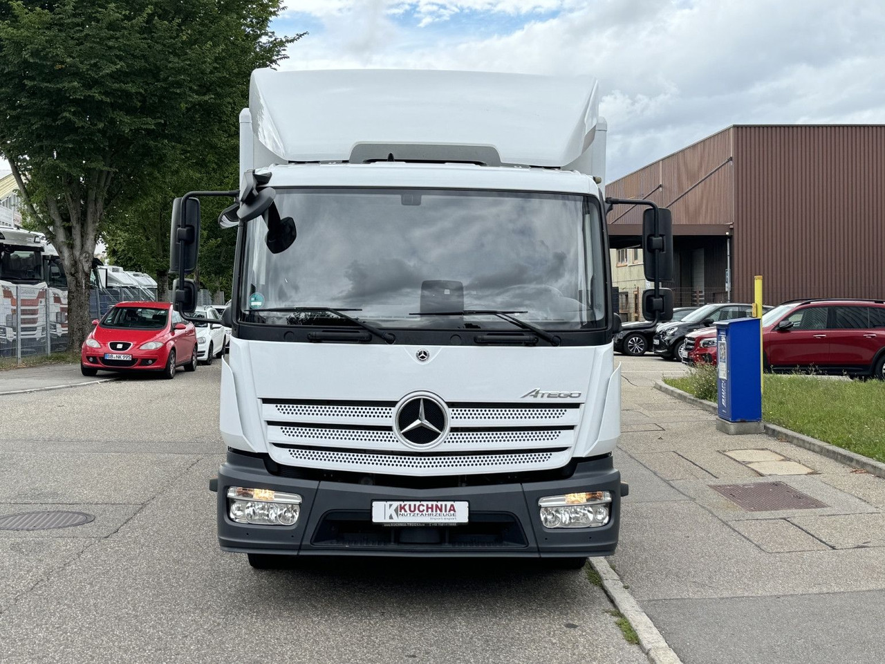 Mercedes-Benz Atego 824L Koffer 7,1m LBW Klima Diff. Sperre - Фургон с закрытым кузовом: фото 2 Mercedes-Benz Atego 824L Koffer 7,1m LBW Klima Diff. Sperre - Фургон с закрытым кузовом: фото 2
