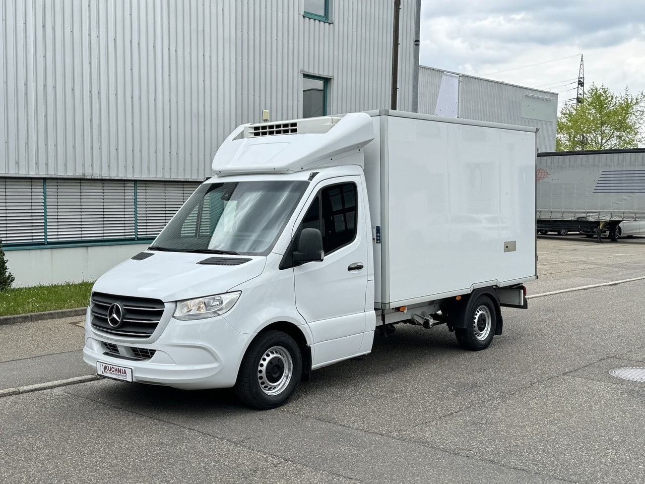 Mercedes-Benz Sprinter 316 Tiefkühl 3,3m TK V-500 MAX Luftgef. - Фургон-рефрижератор: фото 3 Mercedes-Benz Sprinter 316 Tiefkühl 3,3m TK V-500 MAX Luftgef. - Фургон-рефрижератор: фото 3