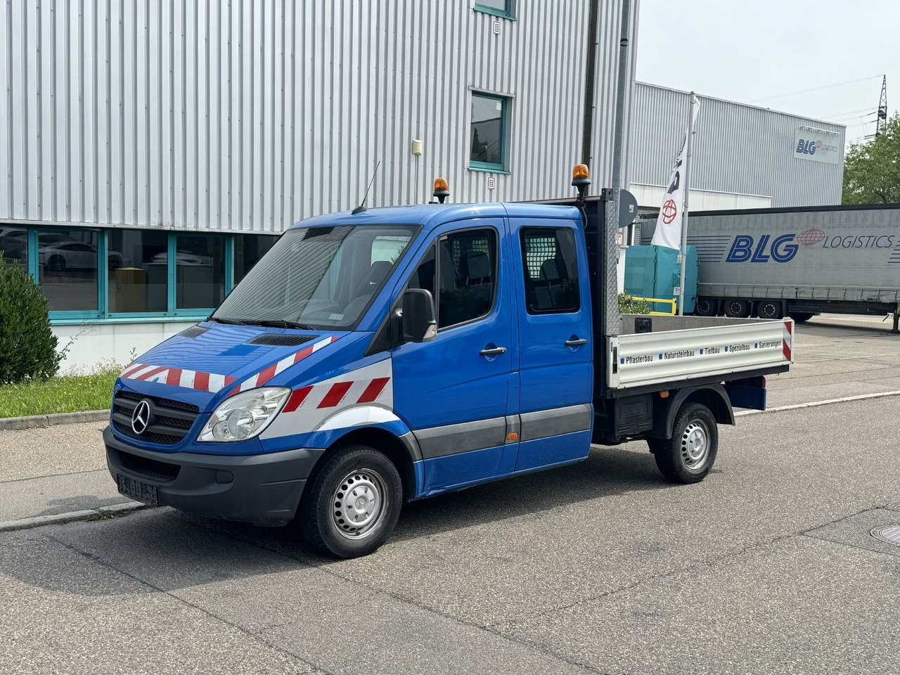 Mercedes-Benz Sprinter 319 V6 Doka Pritsche 2,7m ATM 120 Tkm - Малотоннажный бортовой грузовик, Грузопассажирский фургон: фото 1 Mercedes-Benz Sprinter 319 V6 Doka Pritsche 2,7m ATM 120 Tkm - Малотоннажный бортовой грузовик, Грузопассажирский фургон: фото 1