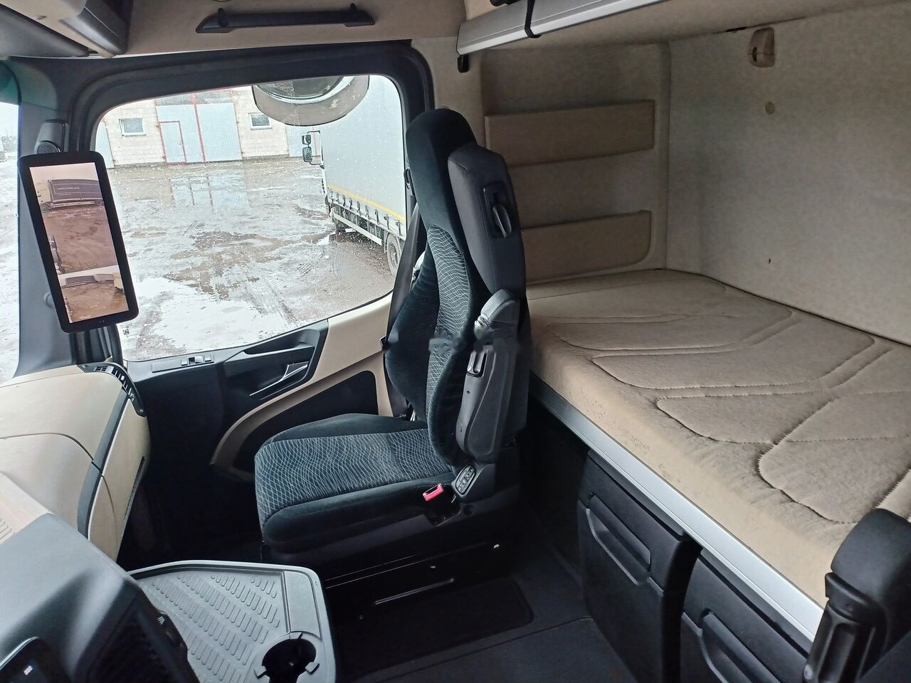 Mercedes-Benz Actros 2551 - Тягач: фото 4 Mercedes-Benz Actros 2551 - Тягач: фото 4