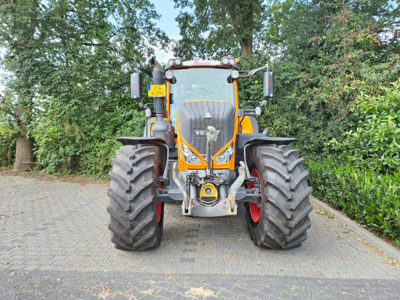 FENDT 828 Vario S4 ProfiPlus - Трактор: фото 3 FENDT 828 Vario S4 ProfiPlus - Трактор: фото 3