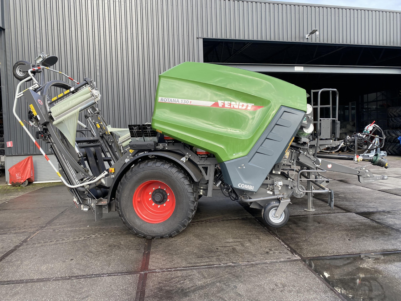 Fendt 130F Combi - Обмотчик рулонов: фото 2 Fendt 130F Combi - Обмотчик рулонов: фото 2