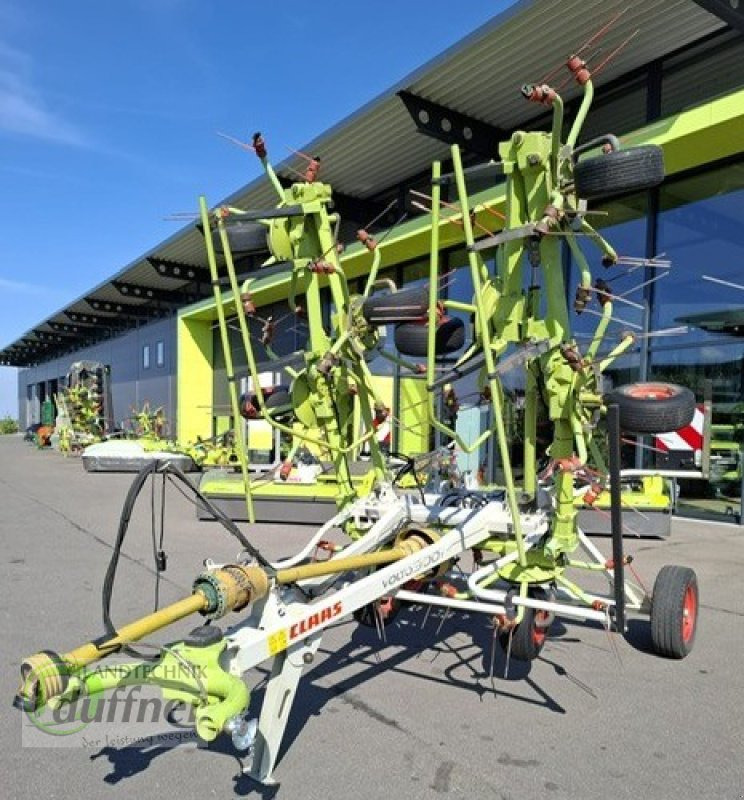 CLAAS VOLTO 900 T - Сеноворошилка: фото 1 CLAAS VOLTO 900 T - Сеноворошилка: фото 1