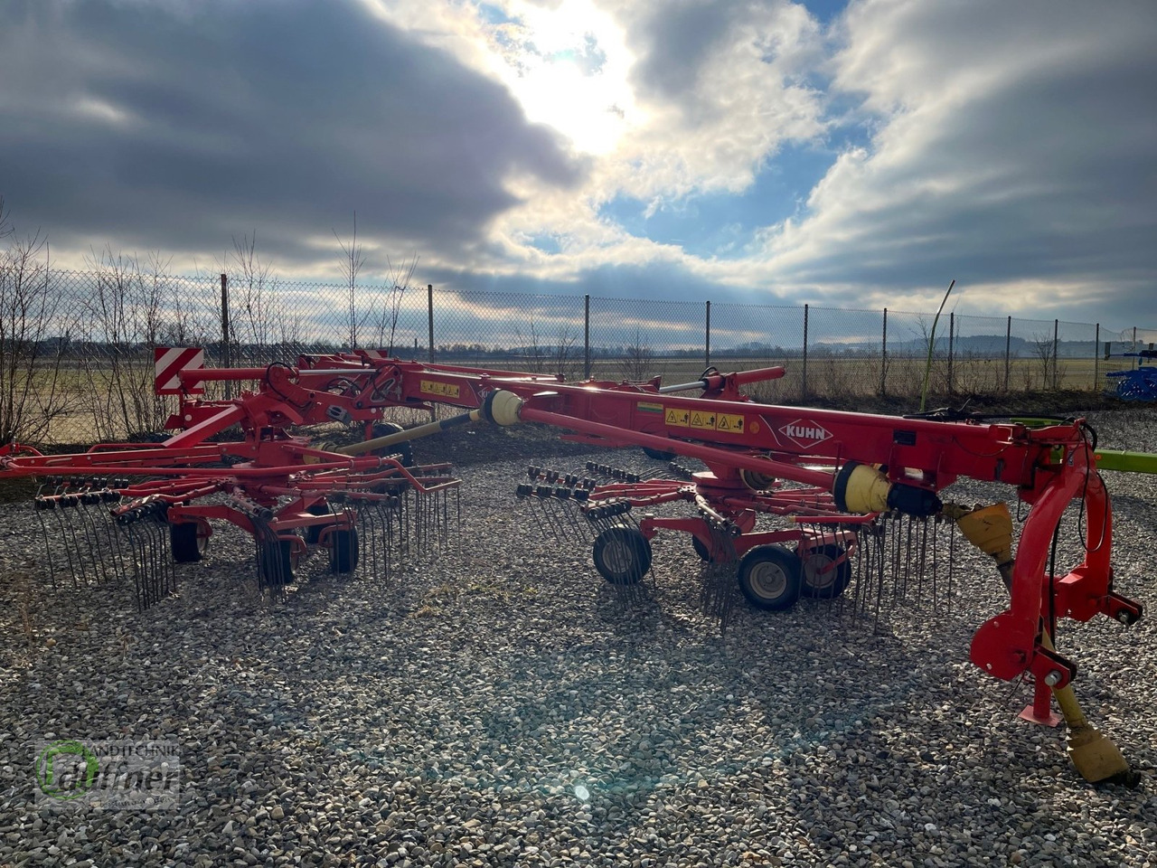 Kuhn GA 6520 - Сеноворошилка: фото 1 Kuhn GA 6520 - Сеноворошилка: фото 1