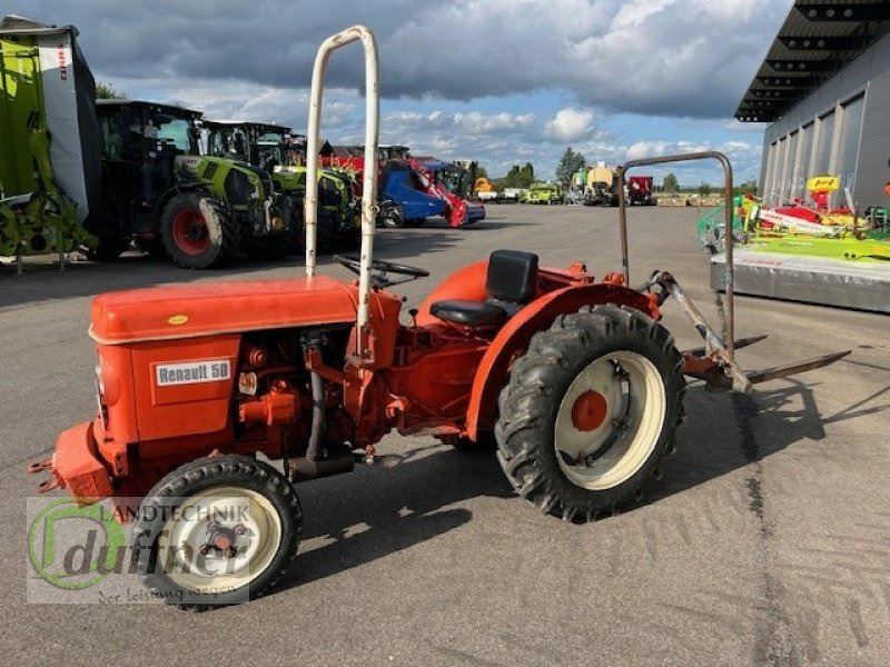 Renault R 7213 Schmalspur - Минитрактор: фото 1 Renault R 7213 Schmalspur - Минитрактор: фото 1