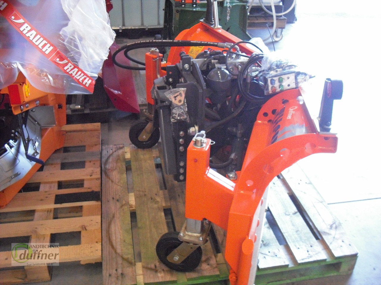 Tuchel Vario 180 - Отвал для снега для Коммунальной и специальной техники: фото 3 Tuchel Vario 180 - Отвал для снега для Коммунальной и специальной техники: фото 3