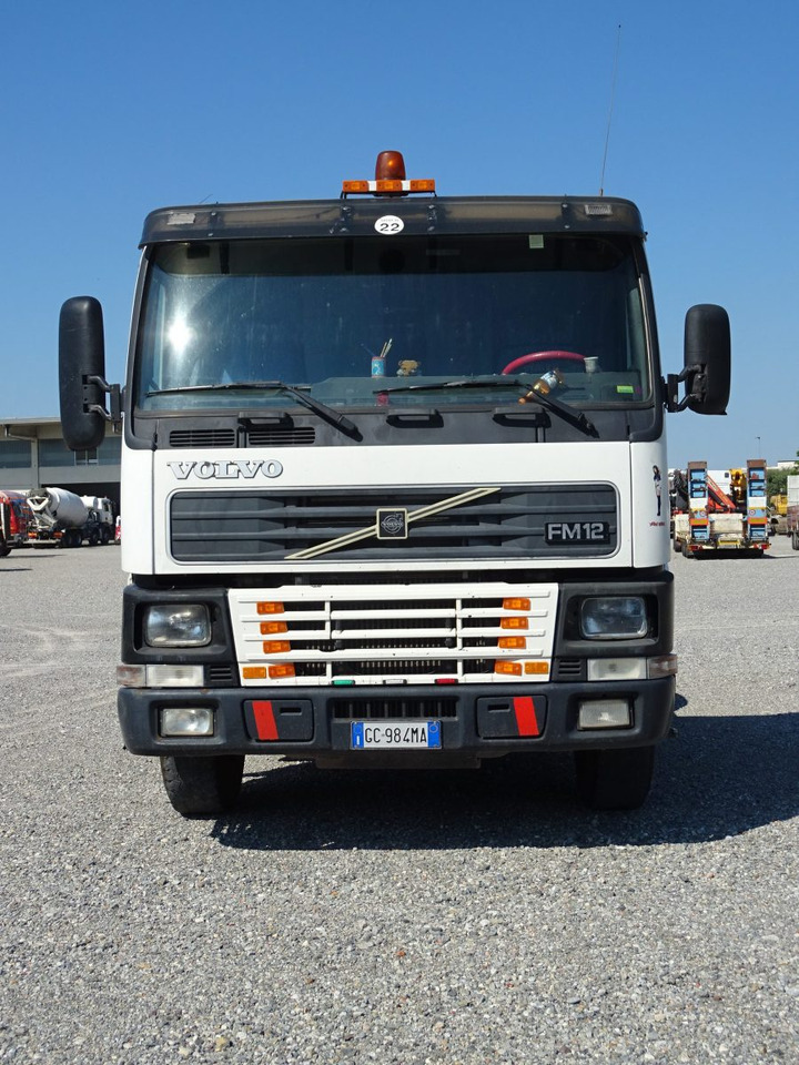 Тягач VOLVO FM12 420T 6X4: фото 6