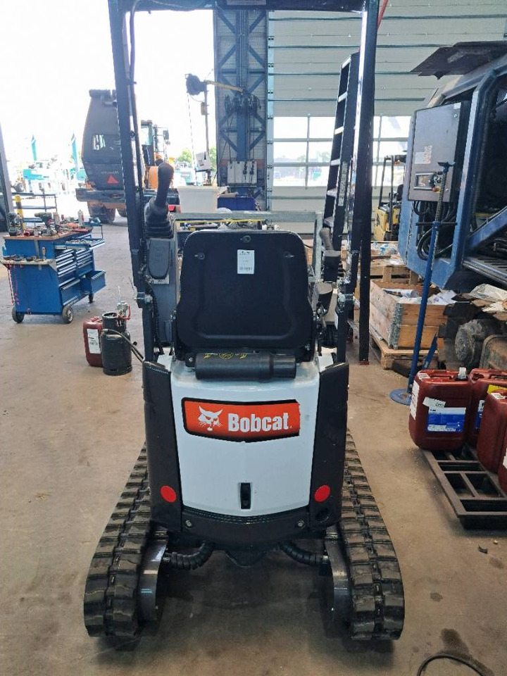 Bobcat E10Z - Мини-экскаватор: фото 4 Bobcat E10Z - Мини-экскаватор: фото 4