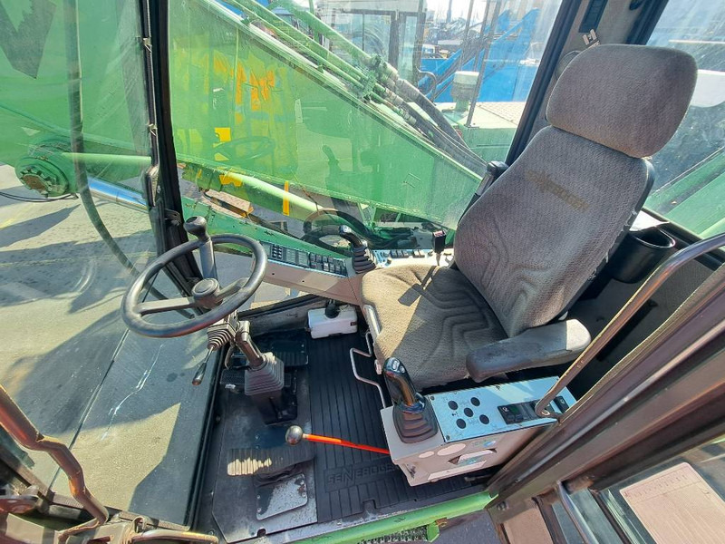 Sennebogen 825 M - Перегружатель: фото 5 Sennebogen 825 M - Перегружатель: фото 5