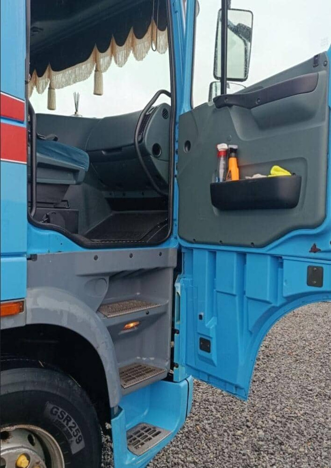 DAF XF95 - Тягач: фото 4 DAF XF95 - Тягач: фото 4