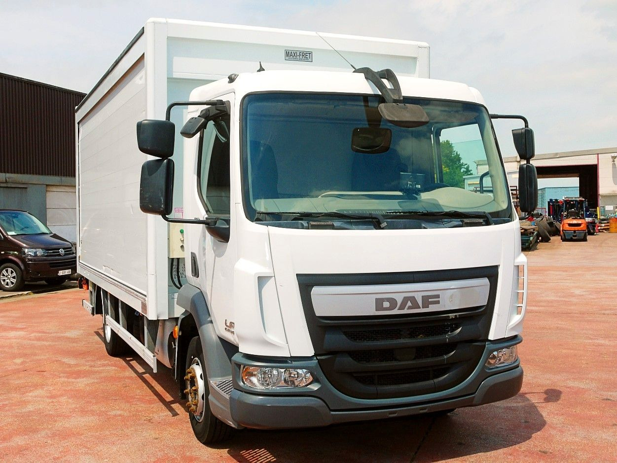 DAF LF 180 12 GETRANKENWAGEN LBW LUFT - Грузовик для перевозки напитков: фото 1 DAF LF 180 12 GETRANKENWAGEN LBW LUFT - Грузовик для перевозки напитков: фото 1