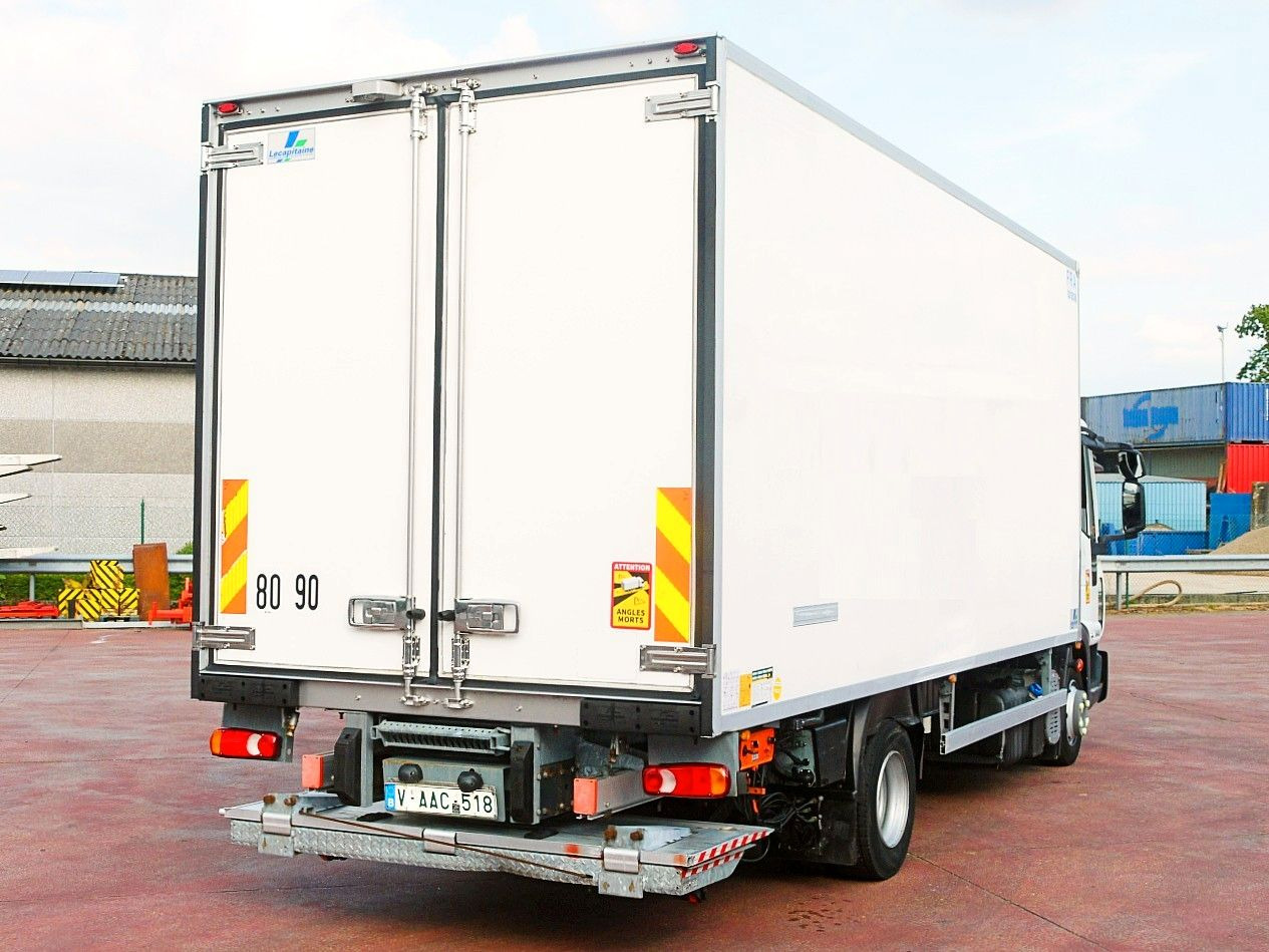 Рефрижератор Iveco 100E18 EUROCARGO KUHLKOFFER CARRIER SUPRA 175tkm Iveco 100E18 EUROCARGO KUHLKOFFER CARRIER SUPRA 175tkm: фото 6