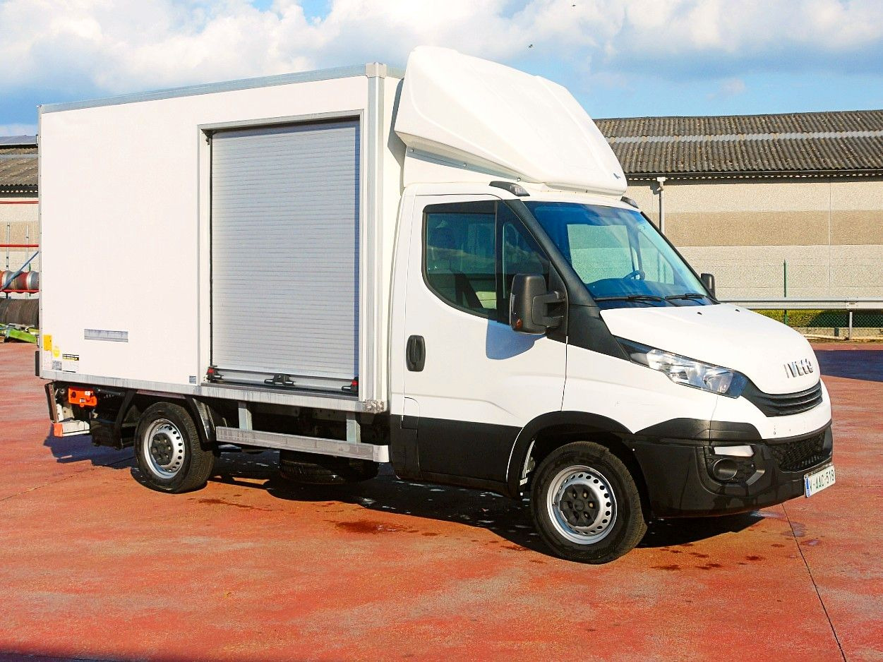 Iveco 35S14 DAILY ISOTHERMKOFFER LADEBORDWAND luft fed - Фургон-рефрижератор: фото 2 Iveco 35S14 DAILY ISOTHERMKOFFER LADEBORDWAND luft fed - Фургон-рефрижератор: фото 2