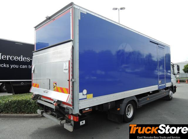 Mercedes-Benz Atego 1218 L - Грузовик с закрытым кузовом: фото 4 Mercedes-Benz Atego 1218 L - Грузовик с закрытым кузовом: фото 4